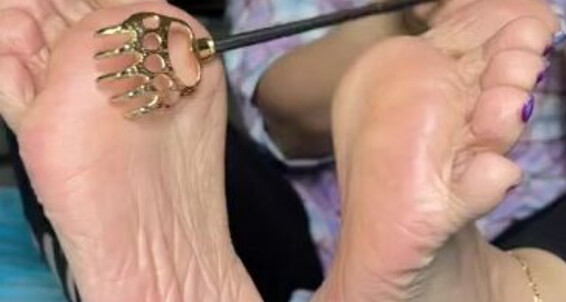 Deedeericanfeet - Requested Moaning Self Tickle Onlyfans No Gooood As Laughing