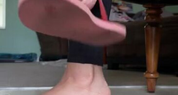 Cover Deedeericanfeet Onlyfans Hru Guys As Requested Flop Flop Slappy