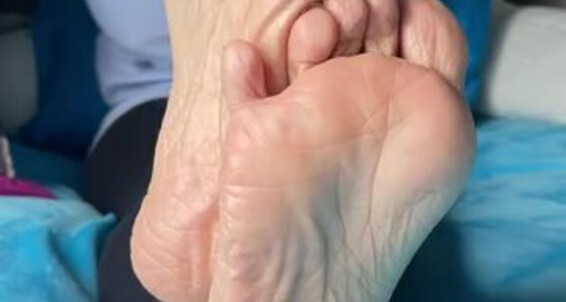 Cover Deedeericanfeet Onlyfans Ignoring U As Requested Hahaaa