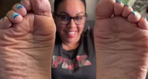 Deedeericanfeet - Love Hehehe This Pedi Onlyfans View Old