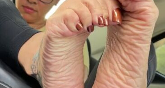 Cover Deedeericanfeet Onlyfans Mmm Some Car Soles