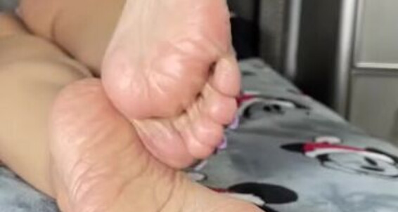 Deedeericanfeet - Suit More Body Onlyfans This In Cute Thong Sexy