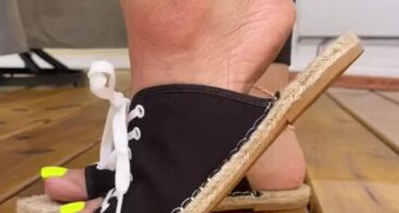 Deedeericanfeet - And New Shoes Onlyfans From My Pedi Shein Cute