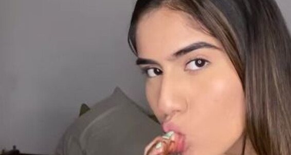 Hannah Robins - You I W Nutella The Tastes Aka Wish Me Perfect Toes Robins Onlyfans Hcri Sucking My S Hanna Hannah It Were Amazing Is Here