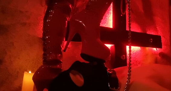 Mistress Karino - Boot And Lucky Good Onlyfans Morning Antamer Mistresskarino Worship Slave Facesitting For He Was