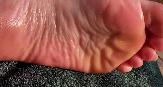 Qxeenkay - Feetts Onlyfans A Closeup Nice