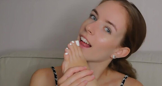 Cover Tinsleyteaser Onlyfans Are You A Fan Of My Toes How Would You Worship Them Self Worship 5 Mins