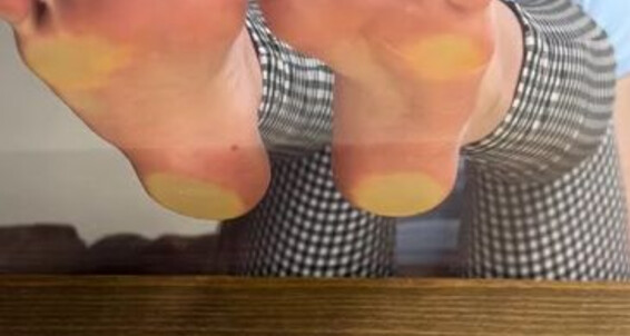Tinsleyteaser - You Soles I Za Under Re Get The Glass To Perfect Onlyfans Be Table My Pov See Footboy Order