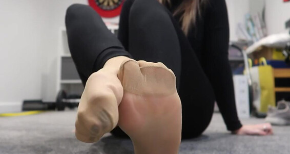 Goddess Suzie, Video: My For Let Him Begged Foot Cum Over Goddesssuzie26 Slave Being Countdown Helpless After Onlyfans So Denied A To Wee