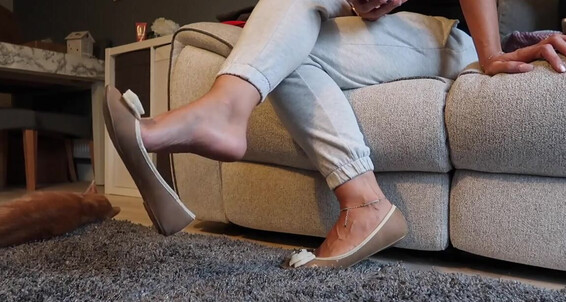 Goddess Suzie - You I Know A And Make Watch Move Me To Distance Onlyfans From Deserve Can Dont Every Goddesssuzie26 That Talking
