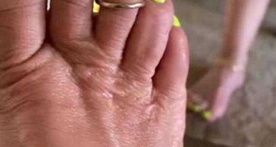 Goddesspersia71 - You Bad Sexyfeet47 Lovers Weekend A Good Me Suck Tell Have Wonderful Onlyfans Morning My Wanna How Them Feet Hope