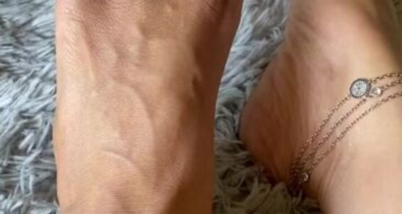 Goddesspersia71 - Sexyfeet47 Happy Onlyfans Guys Friday