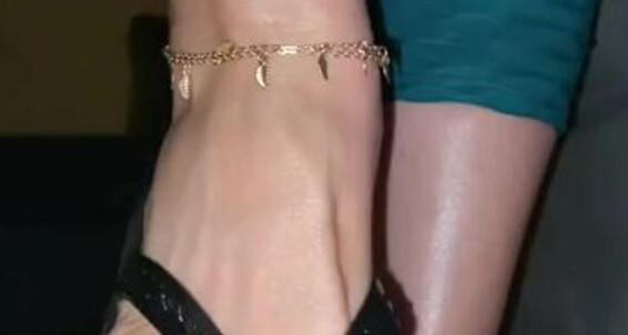Goddesspersia71 - Little Sexyfeet47 Flop Flip You Morning Tease Happy Onlyfans Boys Humpday For