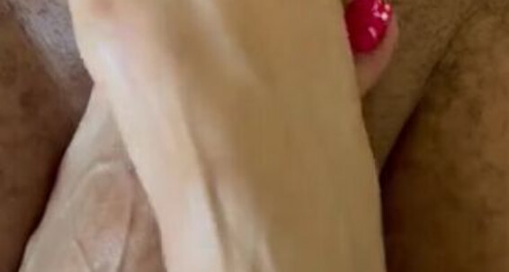 Goddesspersia71 - Onlyfans Sexyfeet47 Start Weekend To Boys Your Way Sexy