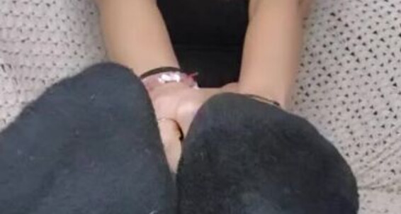 Cover Babylumpstoes420 Onlyfans I Know You Have Been Waiting All Day To See My Sexy Feet So Show Me How Many Times You Have Strok 1