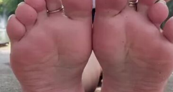 Babylumpstoes420 - Wave Im To Enjoying As Tea Come My Onlyfans Watching I Pov Just Fruit Myself See You Ove