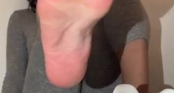 Fleek Feet - Fleek Do Herfeetonfleek I Been Ve A On Aka Trainer Time Doing Holiday Video Why First Did Onlyfans Removal S Down How Feet That Slowed