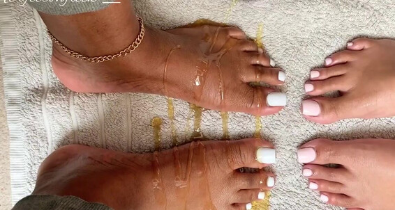 Fleek Feet, Video: Feet Onlyfans Glazed New Aka Enjoying So My Herfeetonfleek Toes Far Fleek Honey Content Whos