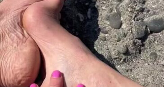 Goddesssevera, Video: Feet Morning Onlyfans And Legs
