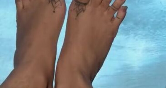 Zafeetllc, Video: Onlyfans Toes Carwash And
