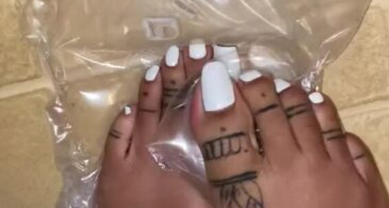 Zafeetllc - Love Things Pop Onlyfans I Feet With My To Loll