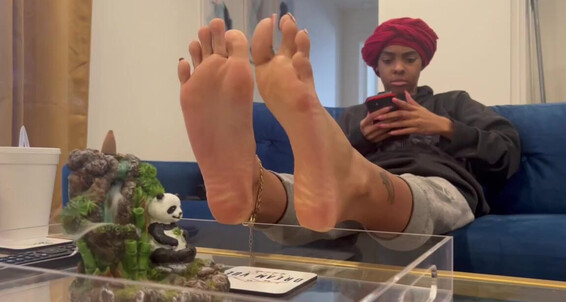 Zafeetllc, Video: Therapeutic Onlyfans You These Soles My At Ignoring Smoke Sexy And While Stare Dallasfootmodelsent