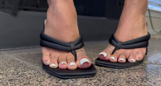 Zafeetllc - Sexy Out My You Black Heels Onlyfans In Showing For
