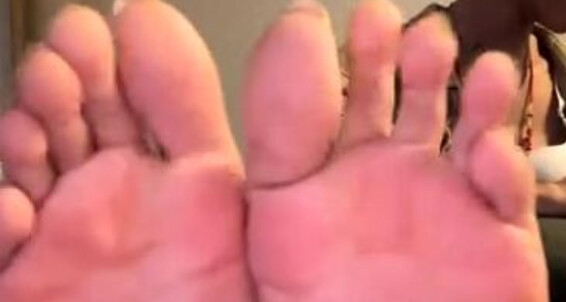 Zafeetllc - A At Litty Sexy Stream Titty Am These 01202024 For You 0442 Onlyfans As Wiggling Started Toes