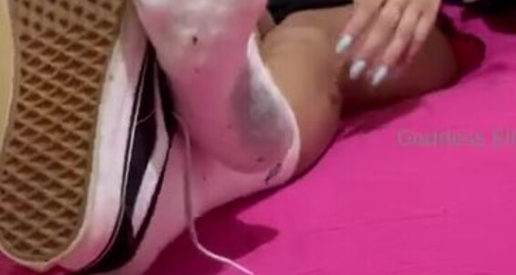 Goddess Ellen - It To Rode Minutes They My Bike Onlyfans Feet A Stinky And Was I Wet Goddessellen96 Make 30 Only Enough Warm Were For