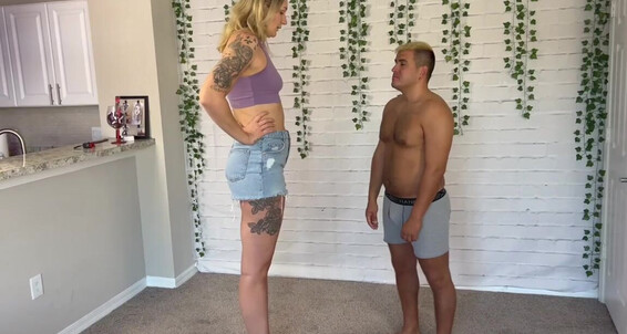 Blondifeet, Video: Vs Onlyfans 2023 C 21 06 Video Fetish Woman Tall Man Foot Small