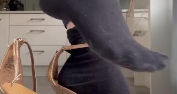 Bornroyal Feet - Ll Ask Sandal Bornroyal Until And Removal Out I Sock You Sniff To Pass Onlyfans How Feet