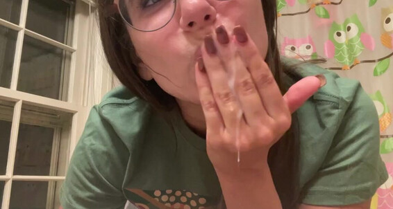 Lillyvig My I Kept Post You Tip Cum Encourage All In Play Onlyfans It To Mouth More This Show