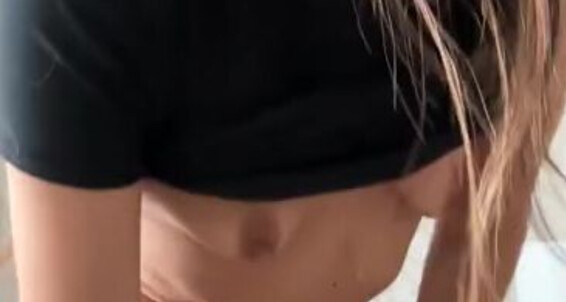 Lillyvig, Video: Onlyfans I Myself Love Tasting