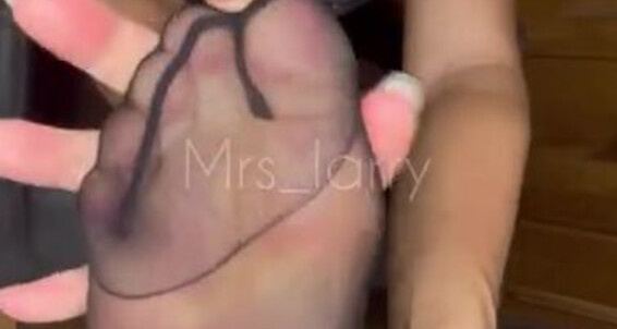 Shut Und Onlyfans Fuck Head Your Enjoy Leder Leather Schnauze And Up Larry Nyl Nylons Halten Mrs Genieen