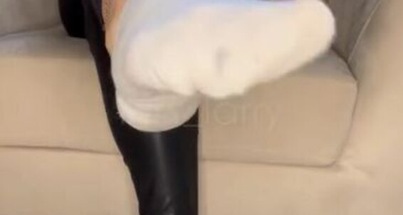 Mrs Larry - Mrs Tighter Cool It Down Hotter Onlyfans In Time By And I Larry With Gets Ich The Second Wetter You