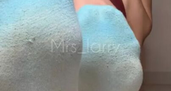Mrs Larry, Video: My Its You The Soles Sometimes Tough Feet Refined All But 1 Softer After Onlyfans See Can Socks And Larry Of Mrs