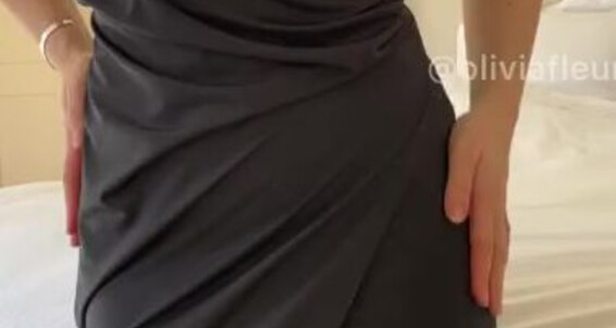 Knows Time Undress Up Also She 9Qf To Oliviafleur Video Dress First Onlyfans 27 How X 2022 01