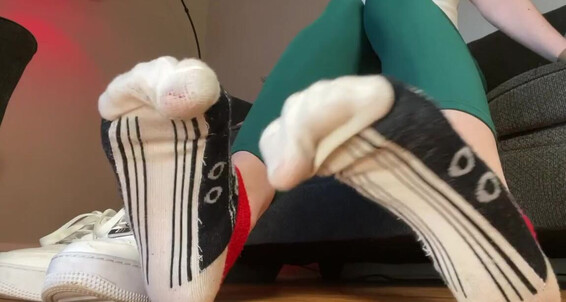 Sizetensolemates, Video: Sneaker Onlyfans For You My Socks Taking Off Sweaty