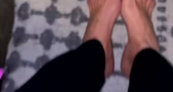 Poster for Sarah Bbw Video Toes Comefollowsarah 673 Sarah Aka Onlyfans Bbw Fantasy