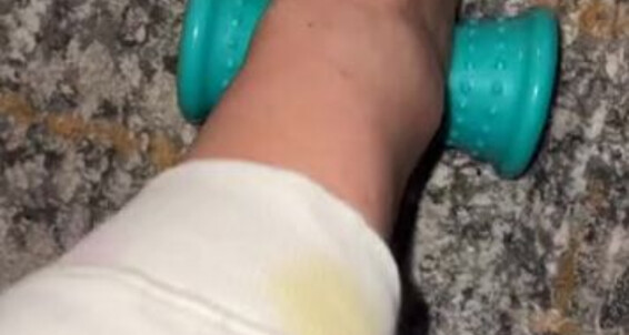 Poster for Sarah Bbw Video Toes Comefollowsarah Sarah Aka Onlyfans 936 Bbw Fantasy