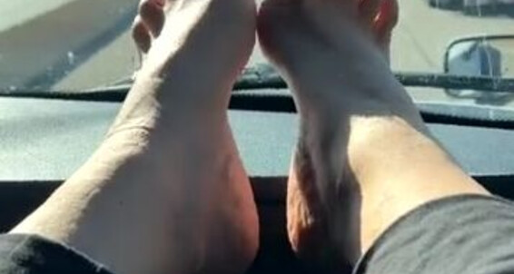 Poster for Sarah Bbw Video Toes Comefollowsarah Sarah Aka 994 Onlyfans Bbw Fantasy