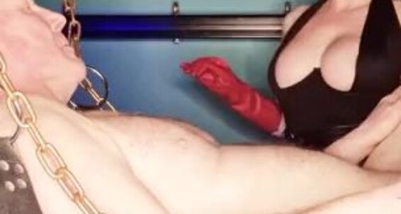 Lady Sara, Video: Lady Borgia Onlyfans Red Leather Sara Gloves