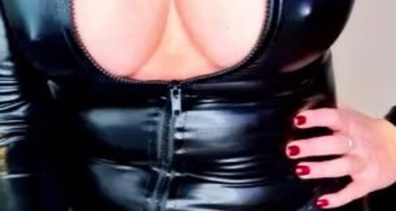 Lady Whos Borgia First Onlyfans Sara