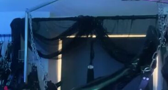 Sex Using Slut My Swing Misssuzannamax Onlyfans The In Rubber