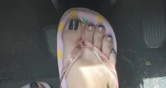 Brandy Elliott - On Pineapple Flip 5 My Driving With Pink Onlyfans Minutes Premiumbrandy Flops For