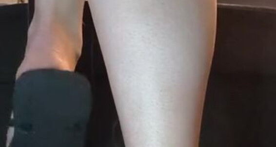 Brandy Elliott - Them As Dangle Flop Dangling My Slip Onlyfans Under Flip And I Smack The Flops Chair Premiumbrandy Off View For