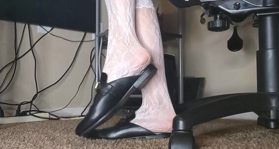 Brandy Elliott - Working Views Nice I You White Lace So With Today Sneak Onlyfans Many In Premiumbrandy Stockings Mules Of