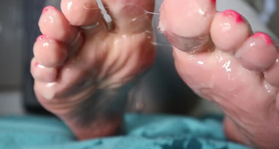Footsiegalore - All Tootsies Sticky Footsies You 9 Dripping Today Onlyfans Min Video For
