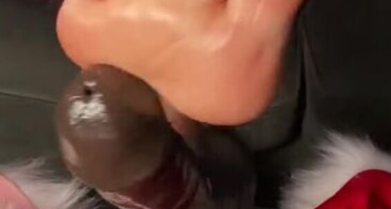 S He Footsiegalore Fun And Some It Let Santa Baby Xmas Here Have Eve Onlyfans 24 Day