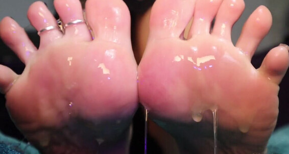 Footsiegalore - Onlyfans Dripping